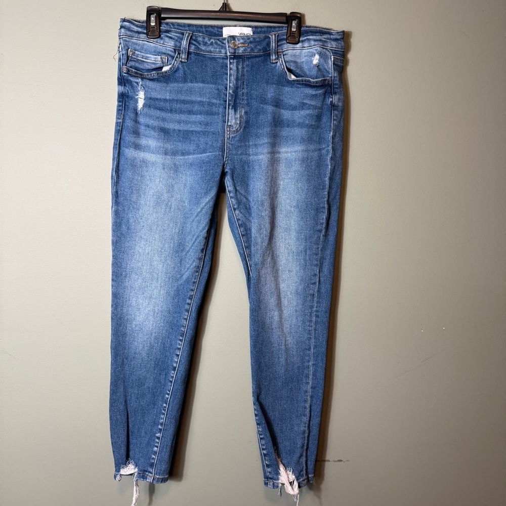 Vervet Classic‎ Blue Distressed Women Jeans Size 32 Style VT708